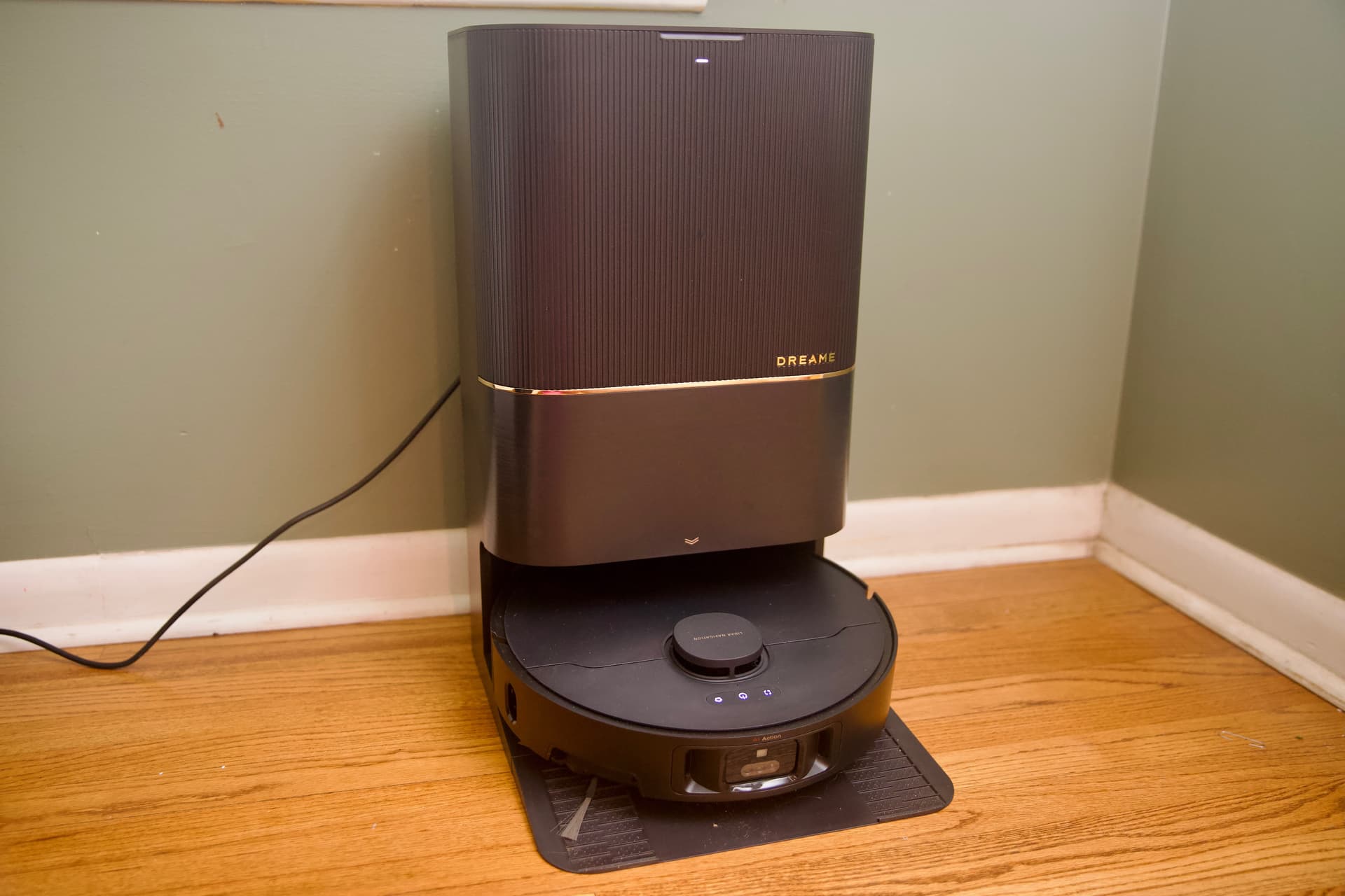 Dreame’s X40 Ultra is arguably the best robovac deal you can grab for Black Friday